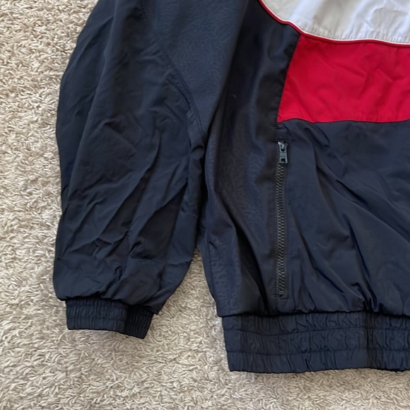 EUC Men’s Jordan Aj 3 Retro Black/White/Red Lightweight 1/2 Zip Jacket Size XXL - Picture 6 of 10